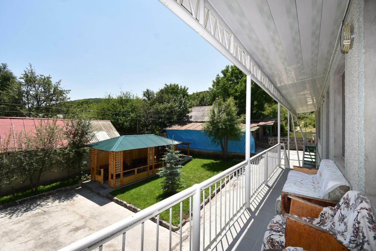 Guest House Arsan Tsaghkadzor Eksteriør billede